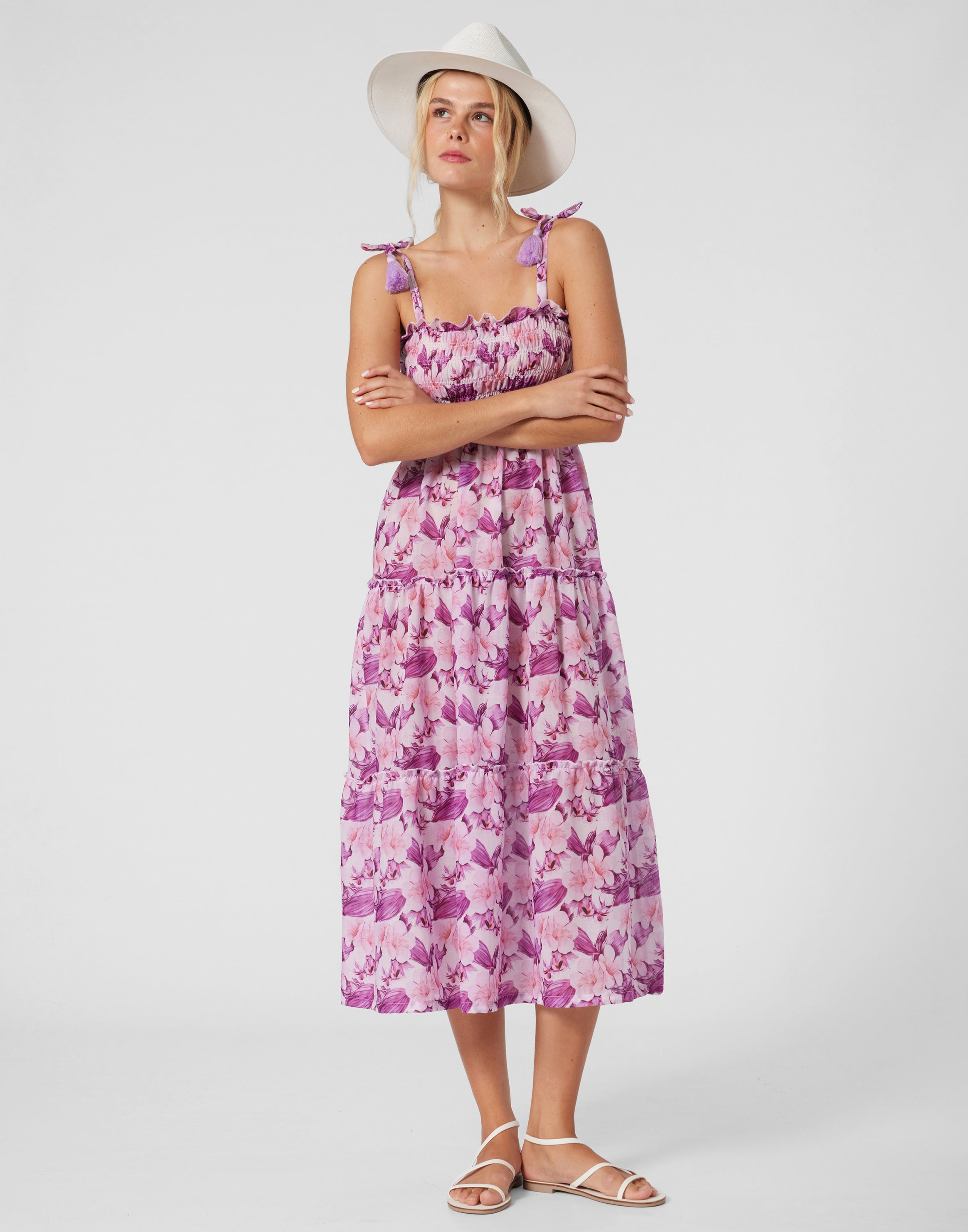 WOMEN'S DRESS FLOWERS